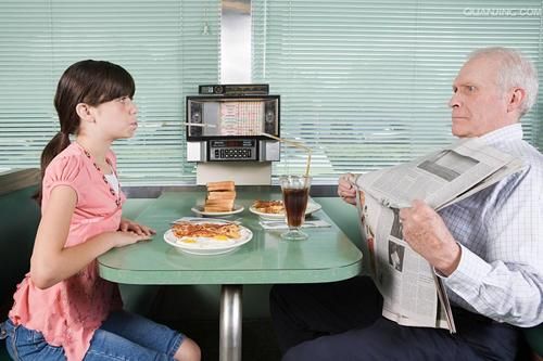 操控簡(jiǎn)單易使用 家有老人如何選空調(diào)